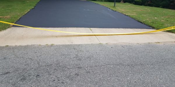 Cost of Driveway Sealcoating in Seattle